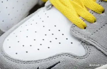LIGHT JORDAN 1 SWITCH SMOKE HIGH 0515